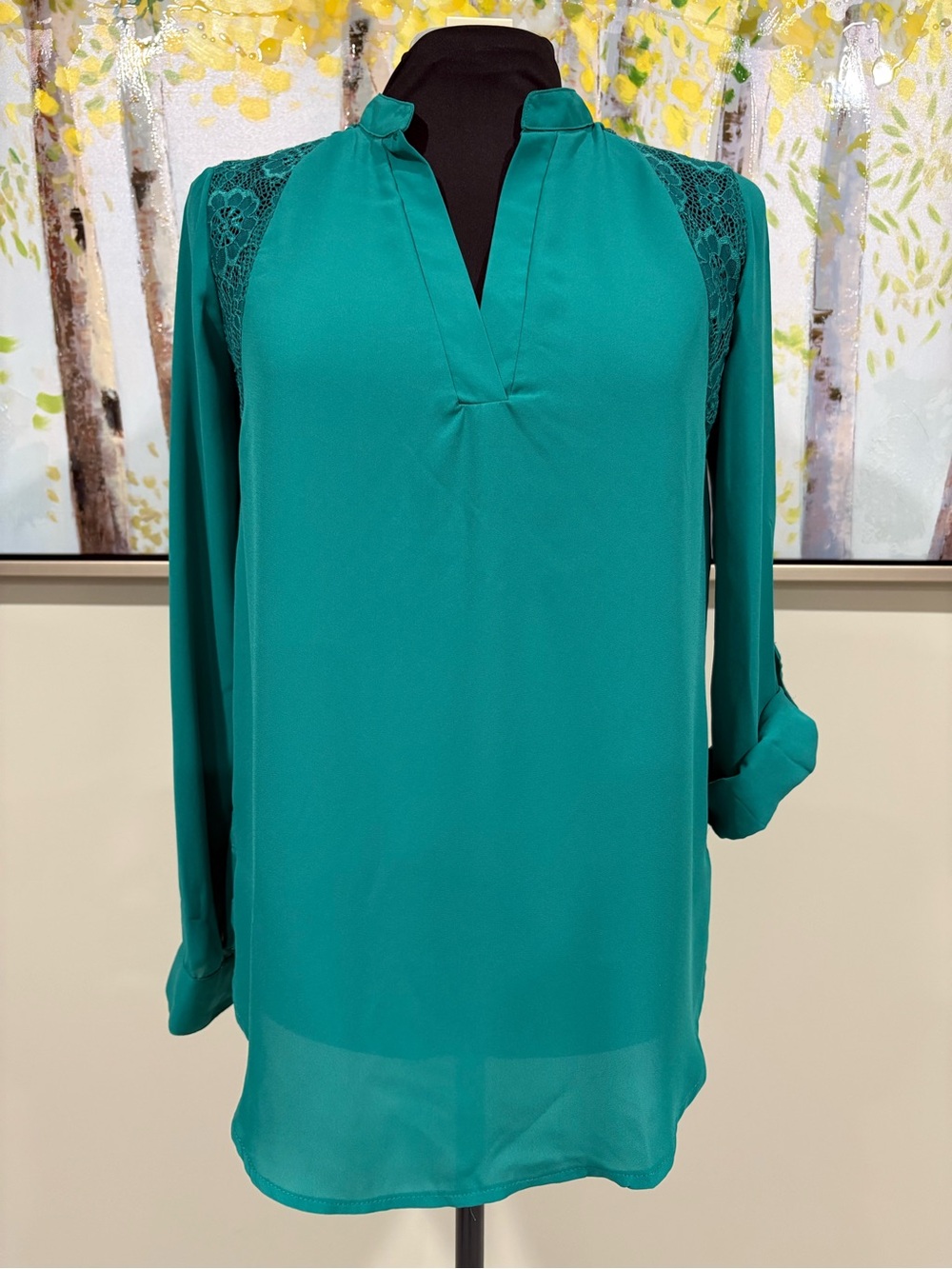NWOT Xhilaration Teal Lace-Shoulder V-Neck Tunic Blouse with Roll-Tab Sleeves